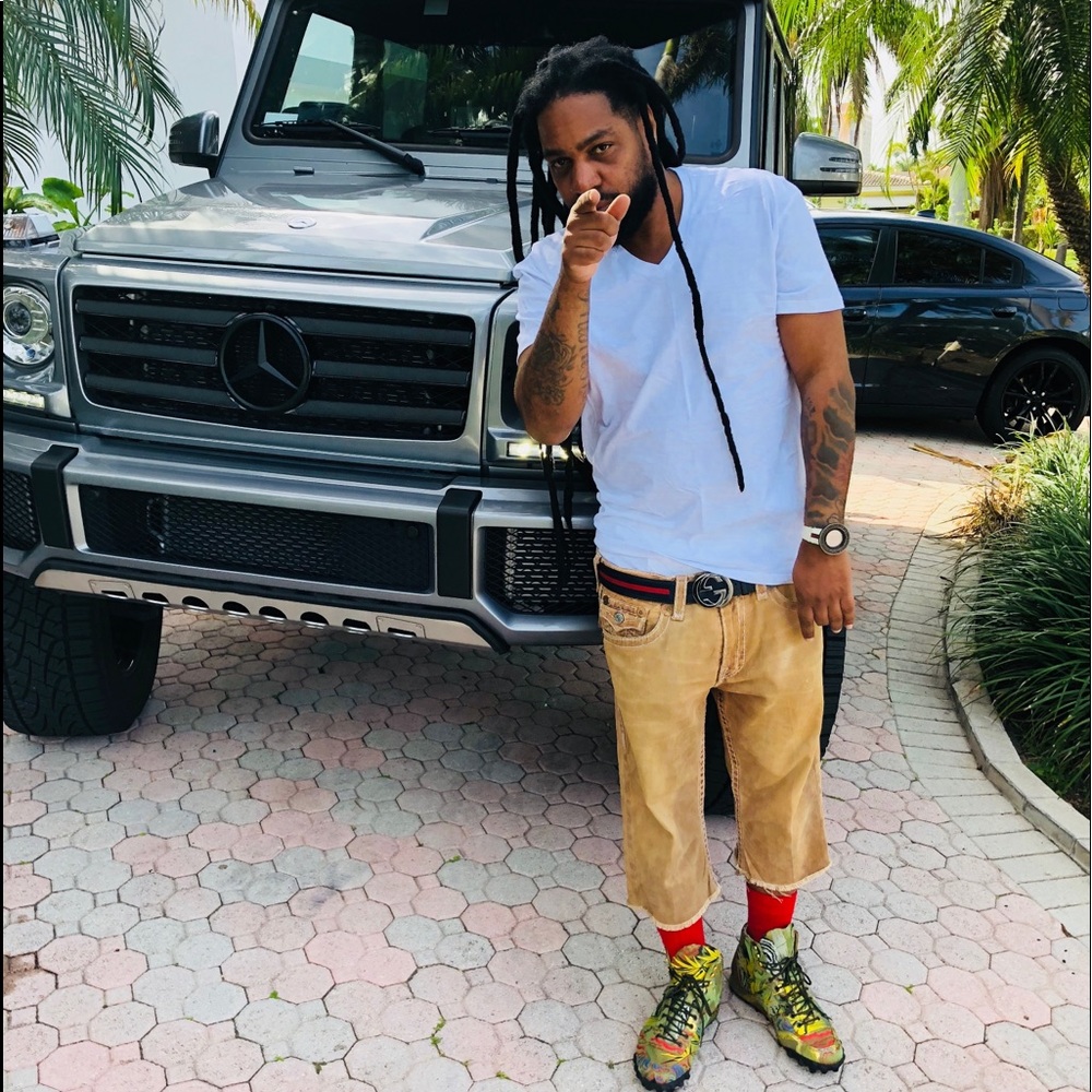 Meet your Posher, Joe